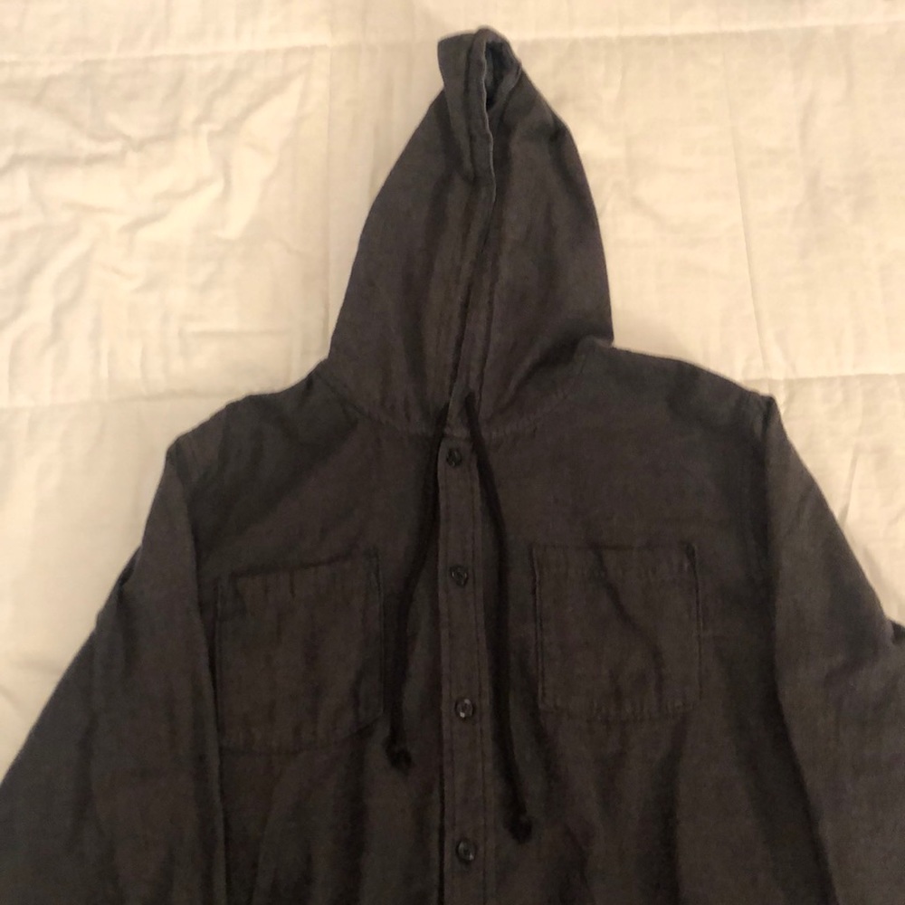 Men’s hooded button down T-shirt